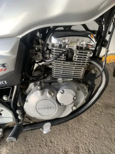 Suzuki gsr 150i
