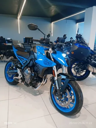 SUZUKI  GSX 8S  800  COMPLETA 2025