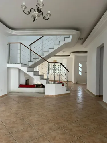 Casa em Condomínio - Residencial Villa Branca I - Villa Branca - 4 Dormitórios, sendo 2 su