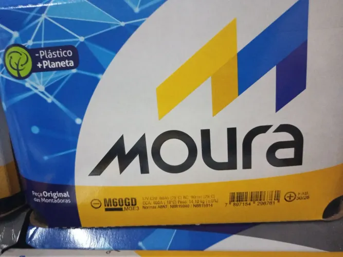 Bateria de carro 60 amperes nova sem garantia 400 reais
