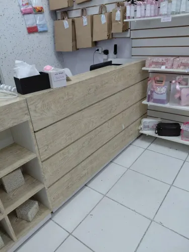 Balcão pra atendimento em loja