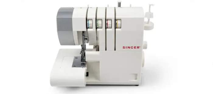 Máquina multilock Singer 6 pontos