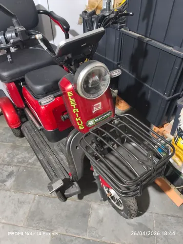 Triciclo elétrico Fenix
