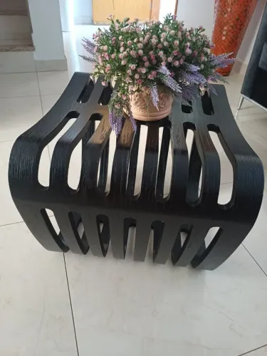 Mesa de centro de madeira estilo oriental