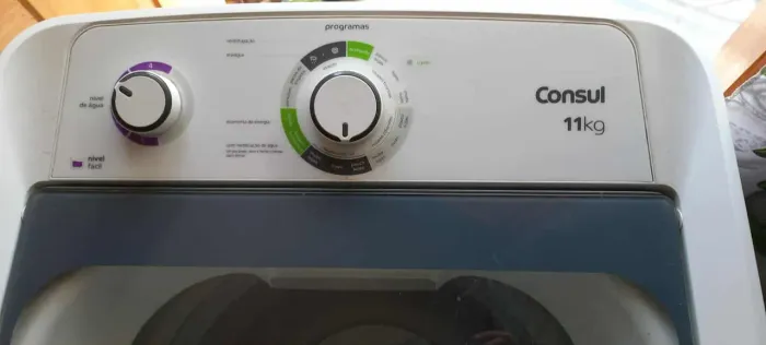 Vende máquina consul 11kg