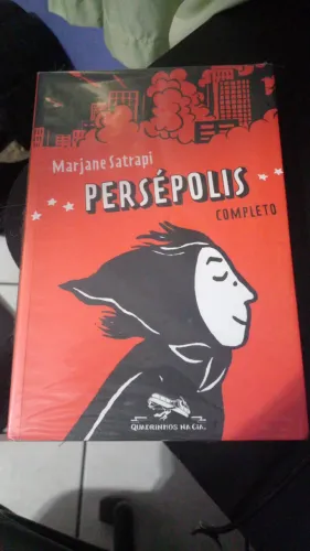 Persépolis - Marjane Satrapi (completo)