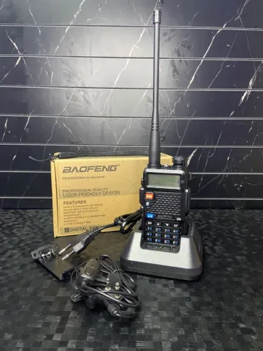 Rádio Comunicador Baofeng UV-5R - Alcance Longo
