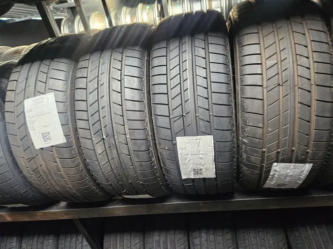 PNEUS 235/45R19 BRIDGESTONE NOVOS