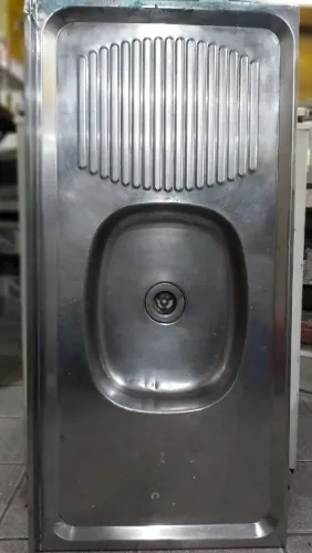 Pia de aço inox 50 × 105 cm