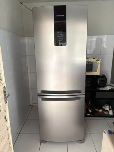 Vende-se Geladeira