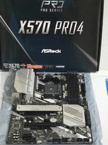 Placa Mãe Asrock X570 Pro4 - 100% Funcionando, testada e em perfeito Estado. Com Caixa!