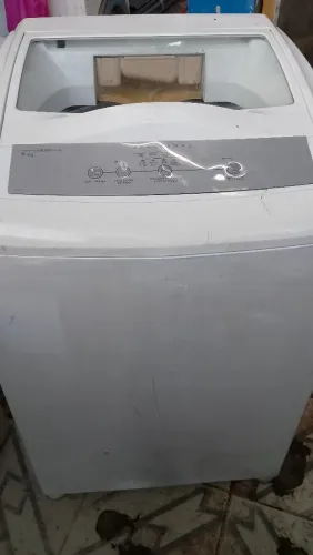 Máquina de lavar roupa Brastemp 8 kg zerada retirar no endereço.