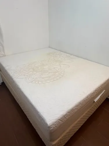 Colchão e base box casal 