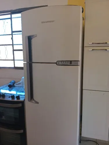 Vende-se Geladeira Brastemp 