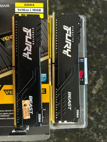 Memória ram ddr4 de 8gb e 3200mhz kingston fury beast