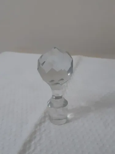 Tampa de cristal facetada para garrafa