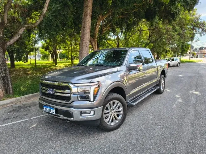 Ford F-150 Lariat 4X4 5.0 V8 2024