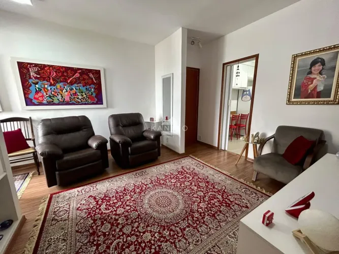 Apartamento com varanda , 2 quartos, elevador, garagem, centro, Juiz de Fora
