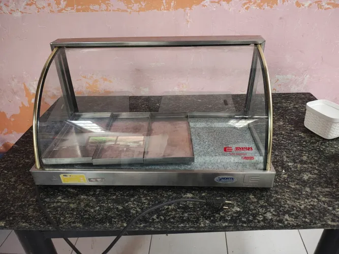Estufa elétrica em bom estado