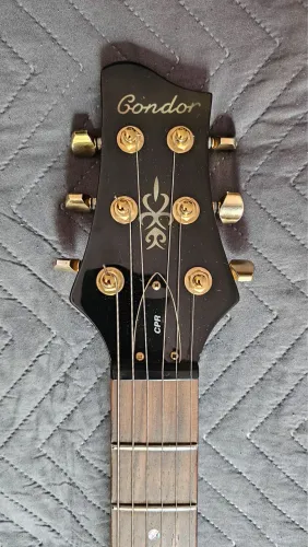 Guitarra Condor