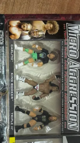 Miniatura rara 2007 WWE Aggression Series 6 Carlito, King Booker, Triple H, raríssimo box 