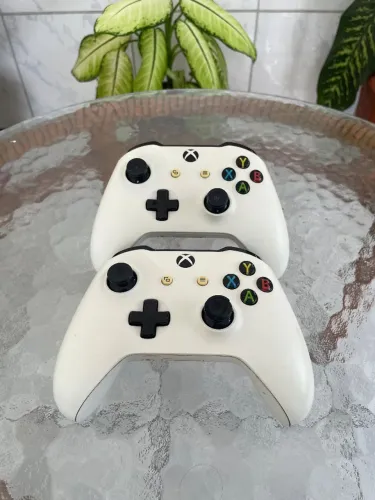2 Controles Xbox One s - Impecável
