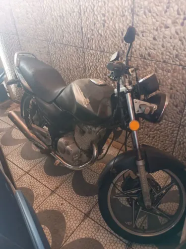 Esta atrasada e cheia de multas. Não vai conseguir tirar do meu nome