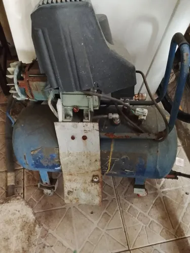 Vendo compressor usado pra oficina