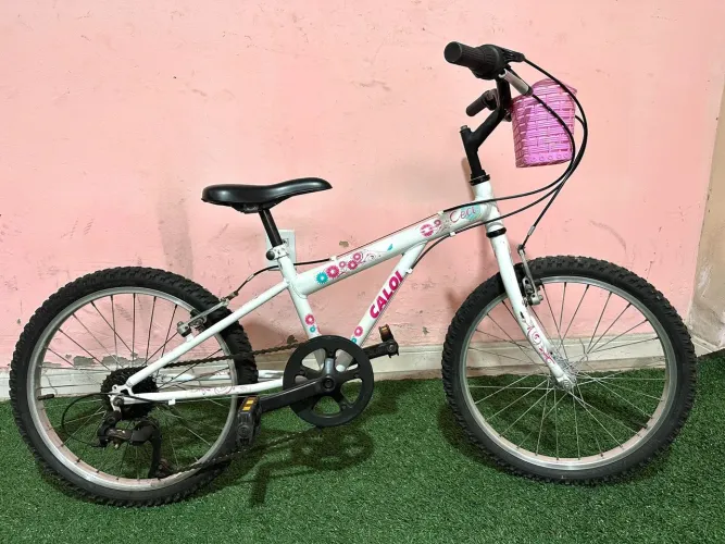 Bicicleta aro 20 infantil Caloi Ceci marchas