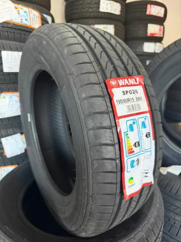 Pneus Novos Wanli 195/60 Aro 15
