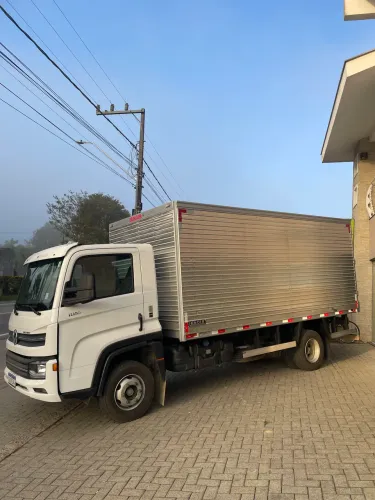 Volkswagen 11-180 delivery