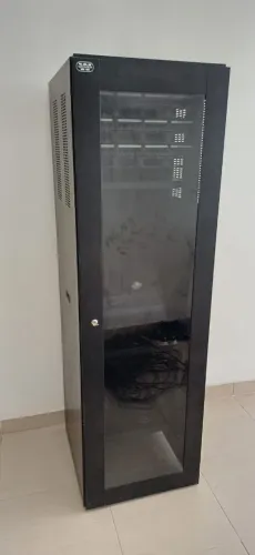 Armário de servidor de marca womer