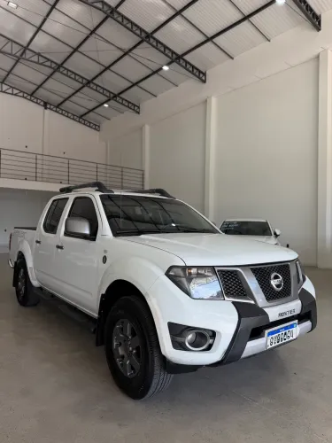 Nissan Frontier SV Attack CD 4X2 2.5 TB Diesel 2013
