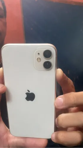iPhone 11 troco mais volta minha