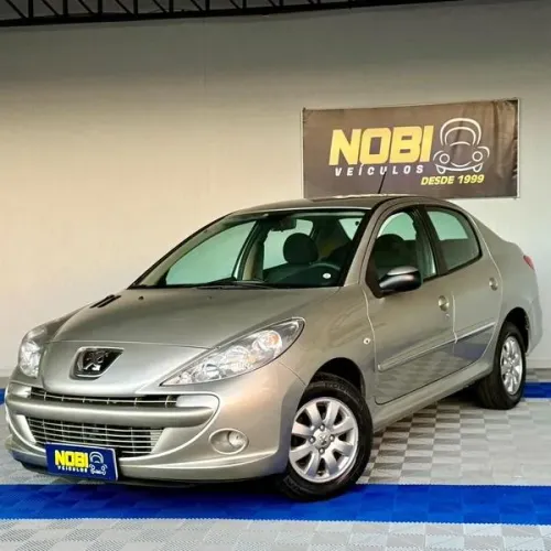 Peugeot 207 XR Sport 1.4 Flex 8V 5P 2013