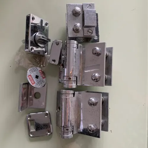 Conjunto de 2 dobradiças e 1 fechadura de aço inoxidável