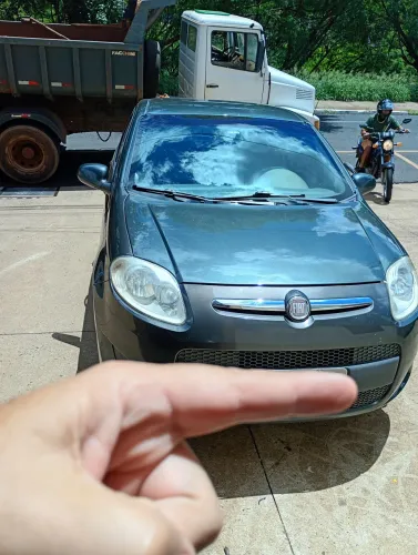 Fiat Palio Attractive 1.0 EVO Fire Flex 8V 5P 2013