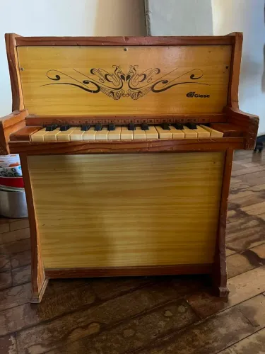 Piano Infantil Vintage Giese