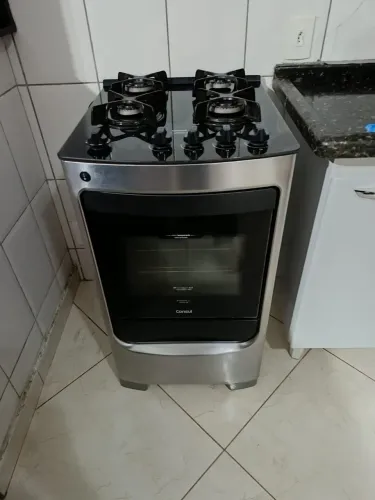 Fogão 4 bocas inox com luz de forno
