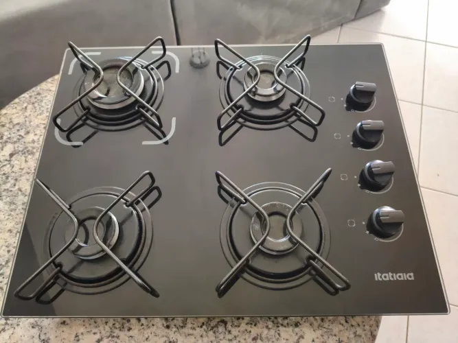 COOKTOP A GÁS ITATIAIA 4 BOCAS