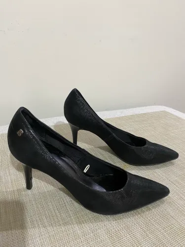 Scarpin Botero Preto - Nº 37