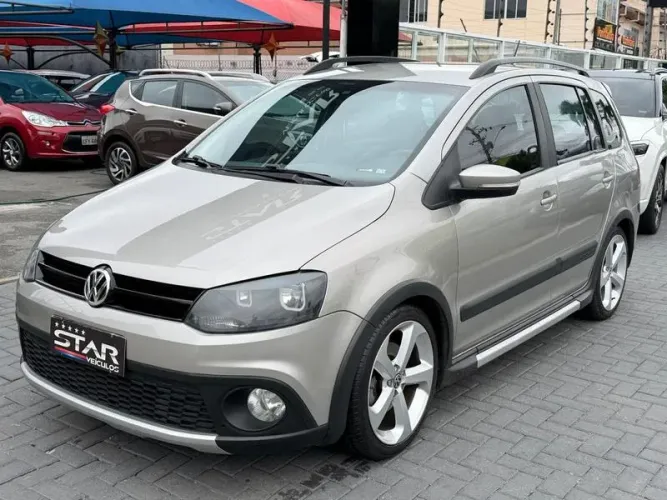 Volkswagen Spacecross 1.6 MI Total Flex 16V 2013