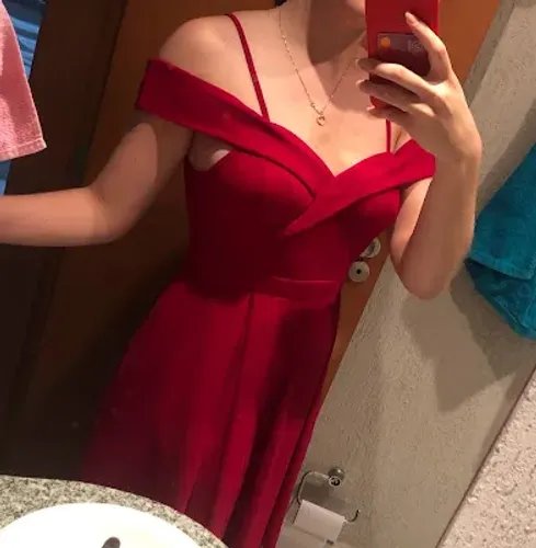 Vestidos de madrinha de casamento na cor Vinho tamanho G