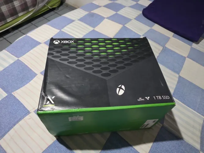 Xbox semi novo caixa acessórios