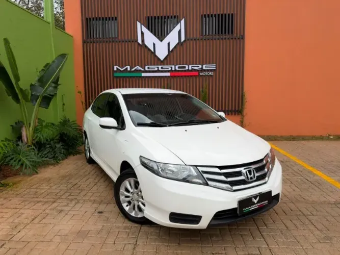 Honda City Sedan LX 1.5 Flex 16V 4P Mec. 2013
