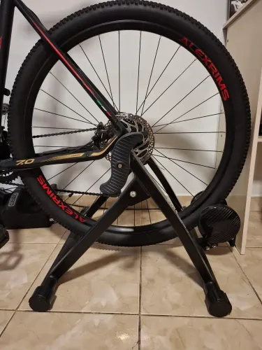 Rolo para treinar bike