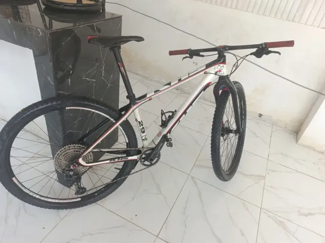 Bike toda de carbono
