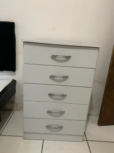 Vendo Cômoda