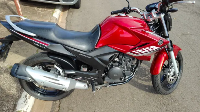 Fazer 250 /2015 / 42.000 km /2°dono/Faz 30km/L