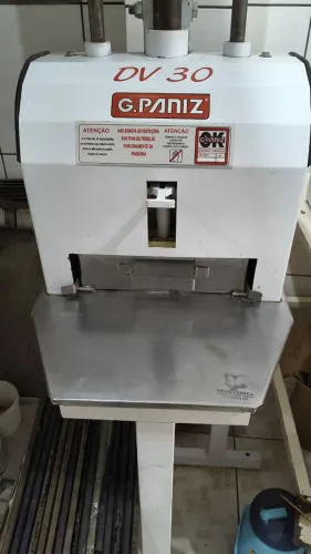 Modeladora G.Paniz DV 30